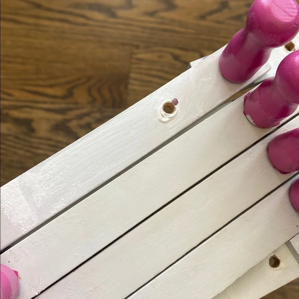 White and Pink Expandable Wall Rack